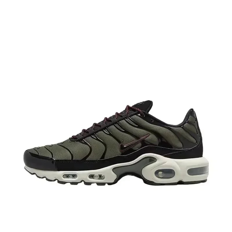 Tênis Nike Air Max Plus TN – Conforto, Estilo e Performance em Cada Passo